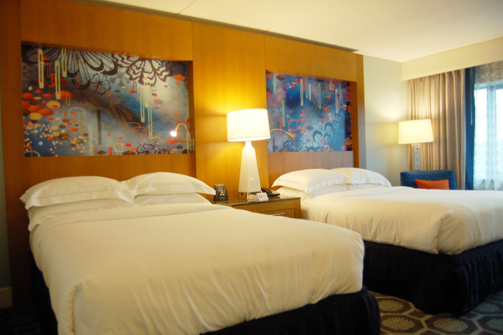 Отель Hilton Long Island/Huntington Мелвилл Экстерьер фото